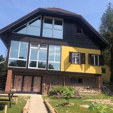 R&B Vendeghaz Lägenhet Balatonakarattya Exteriör bild
