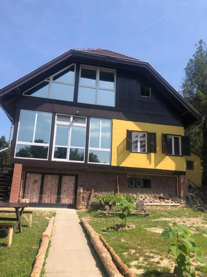 R&B Vendeghaz Lägenhet Balatonakarattya Exteriör bild