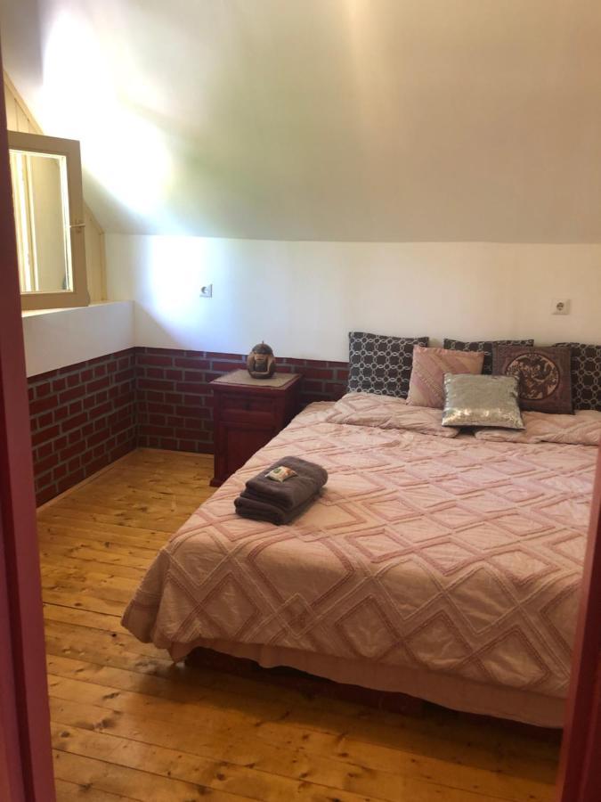 R&B Vendeghaz Lägenhet Balatonakarattya Exteriör bild