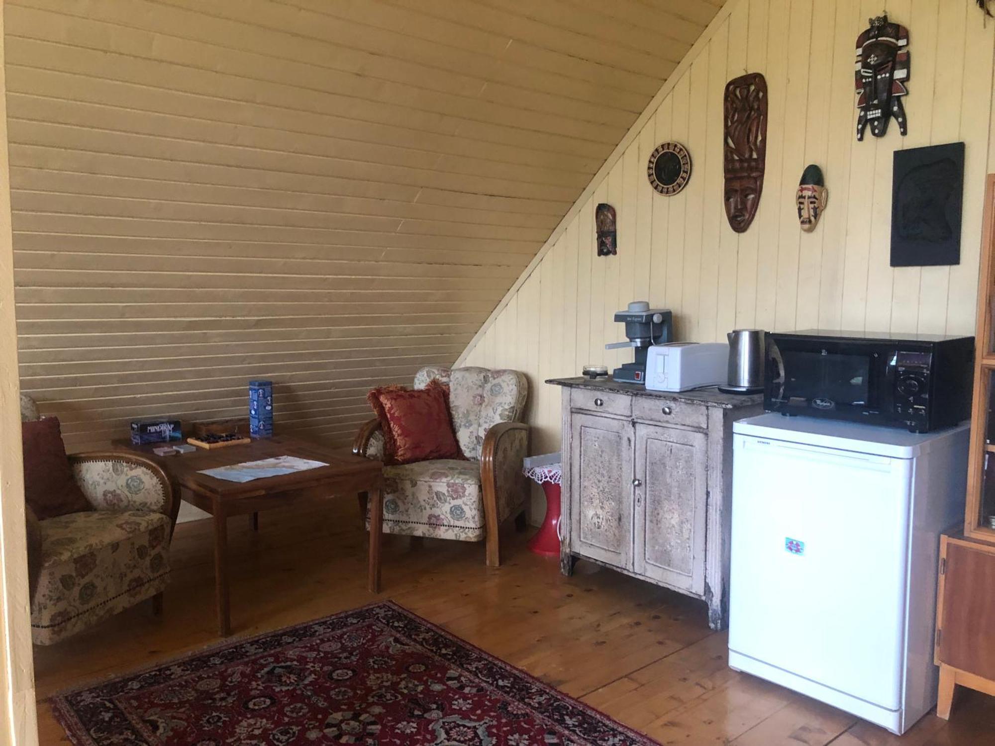 R&B Vendeghaz Lägenhet Balatonakarattya Exteriör bild